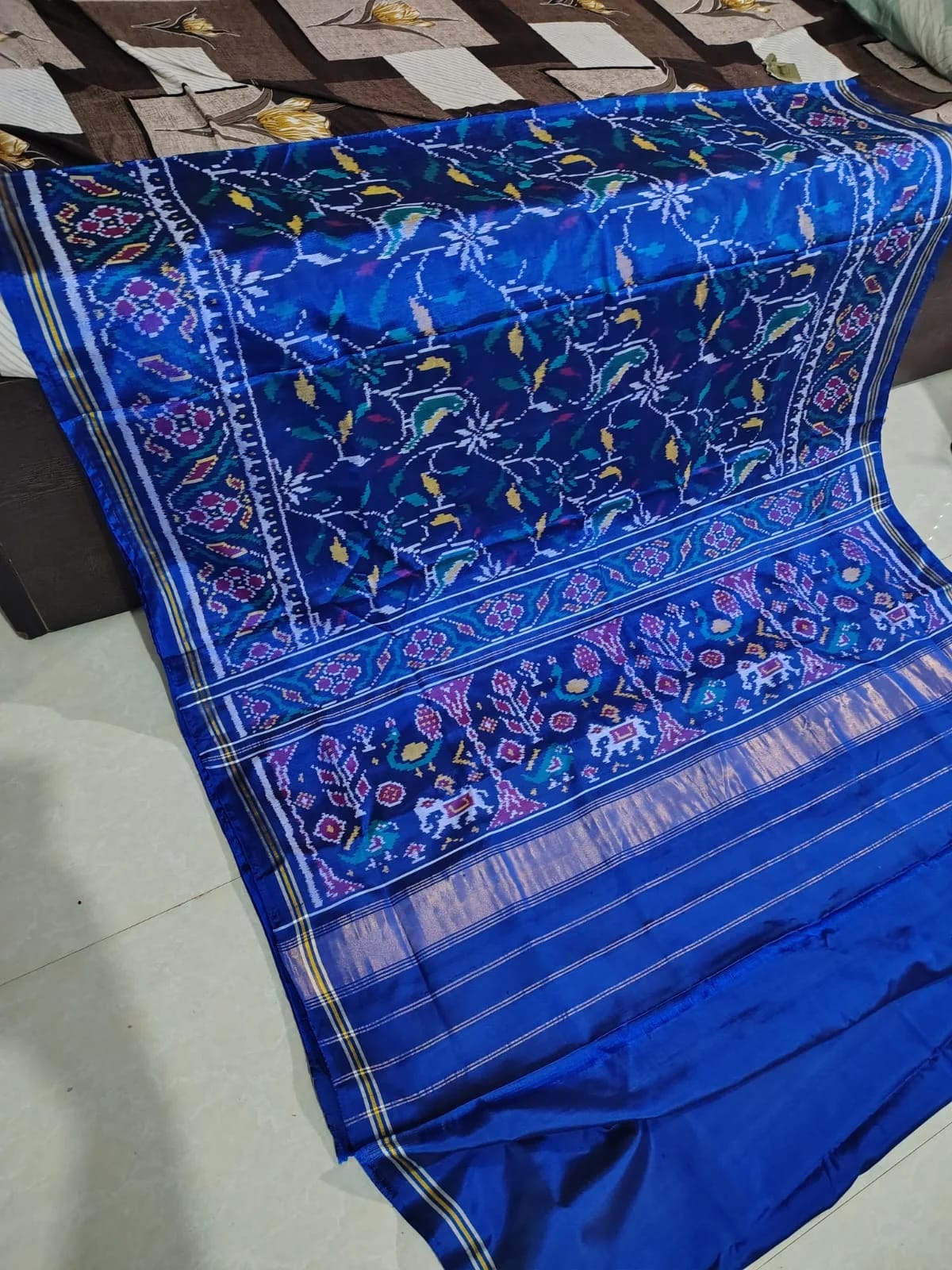 Emerald & Navy Popat Floral Patola Saree