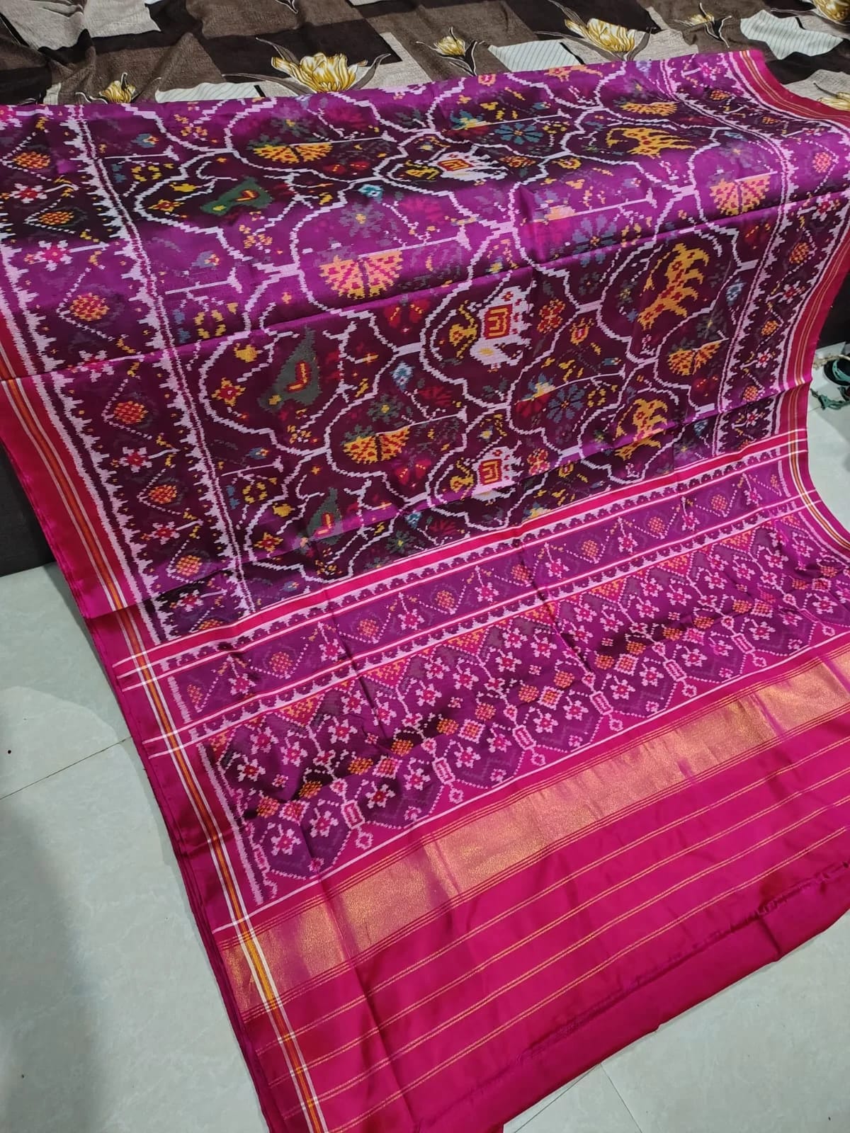 Fuchsia Pink Chhabdi Bhat Silk Patola Saree