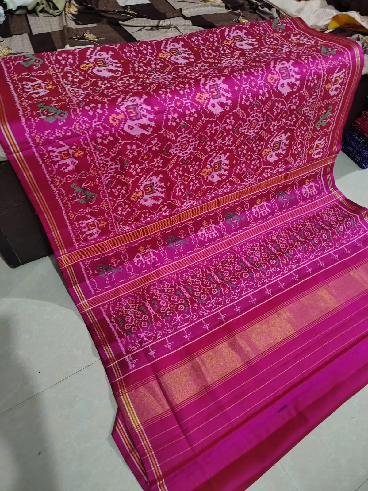 Maroon Kunjar Chhabdi Silk Patola Saree