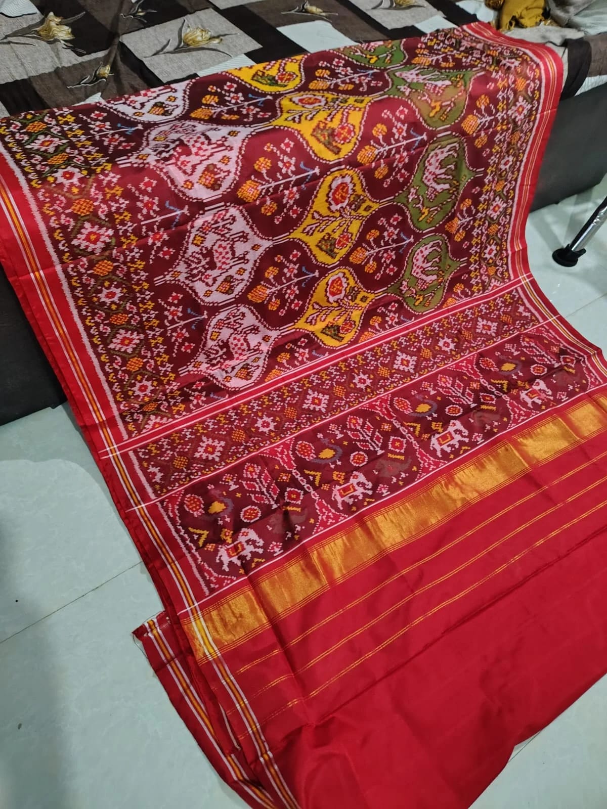 Teal Green & Magenta Diamond Ikat Silk Saree